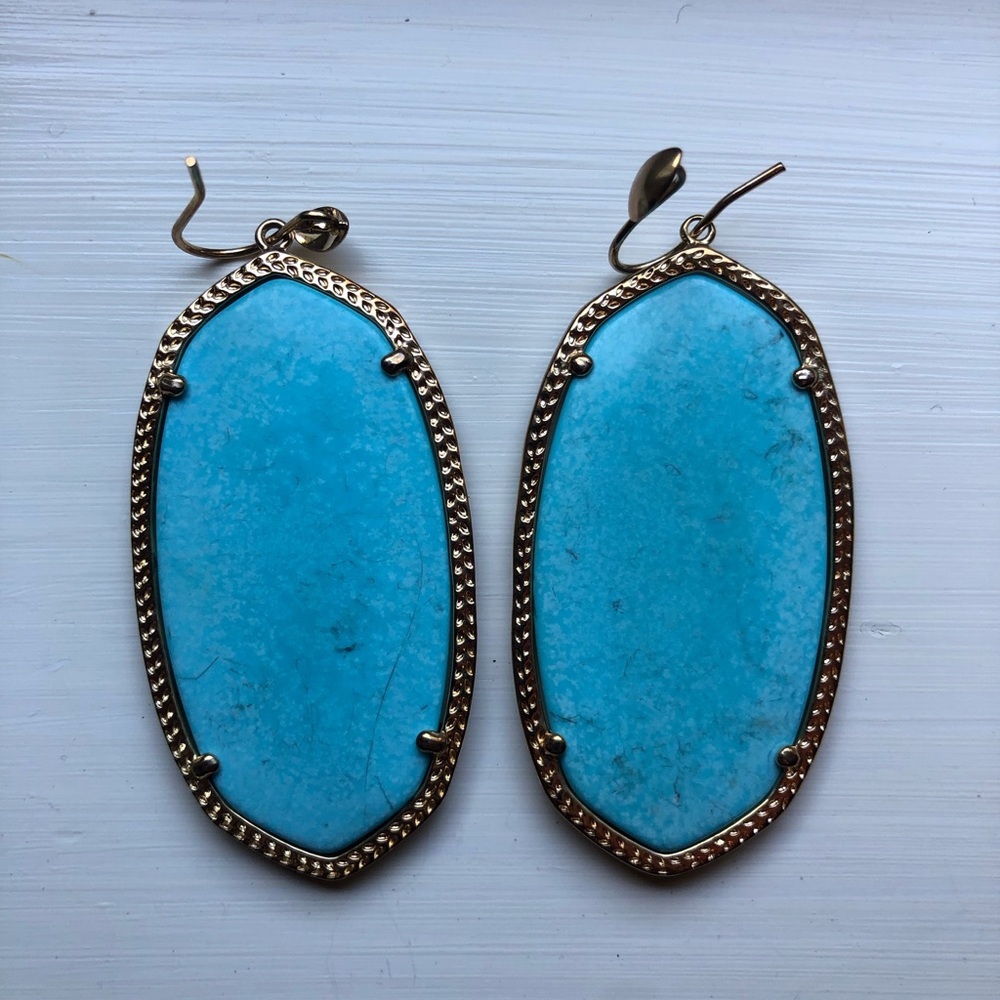 Kendra Scott Earrings!